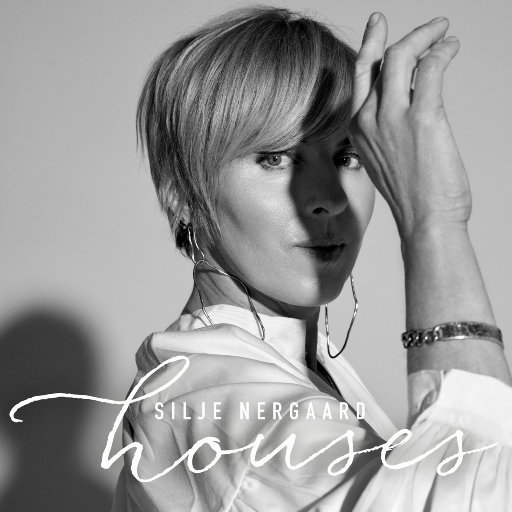 性感美女露逼18🈲
